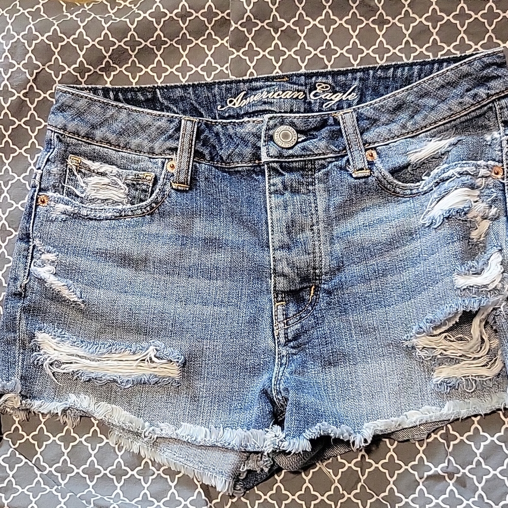 American Eagle shorts